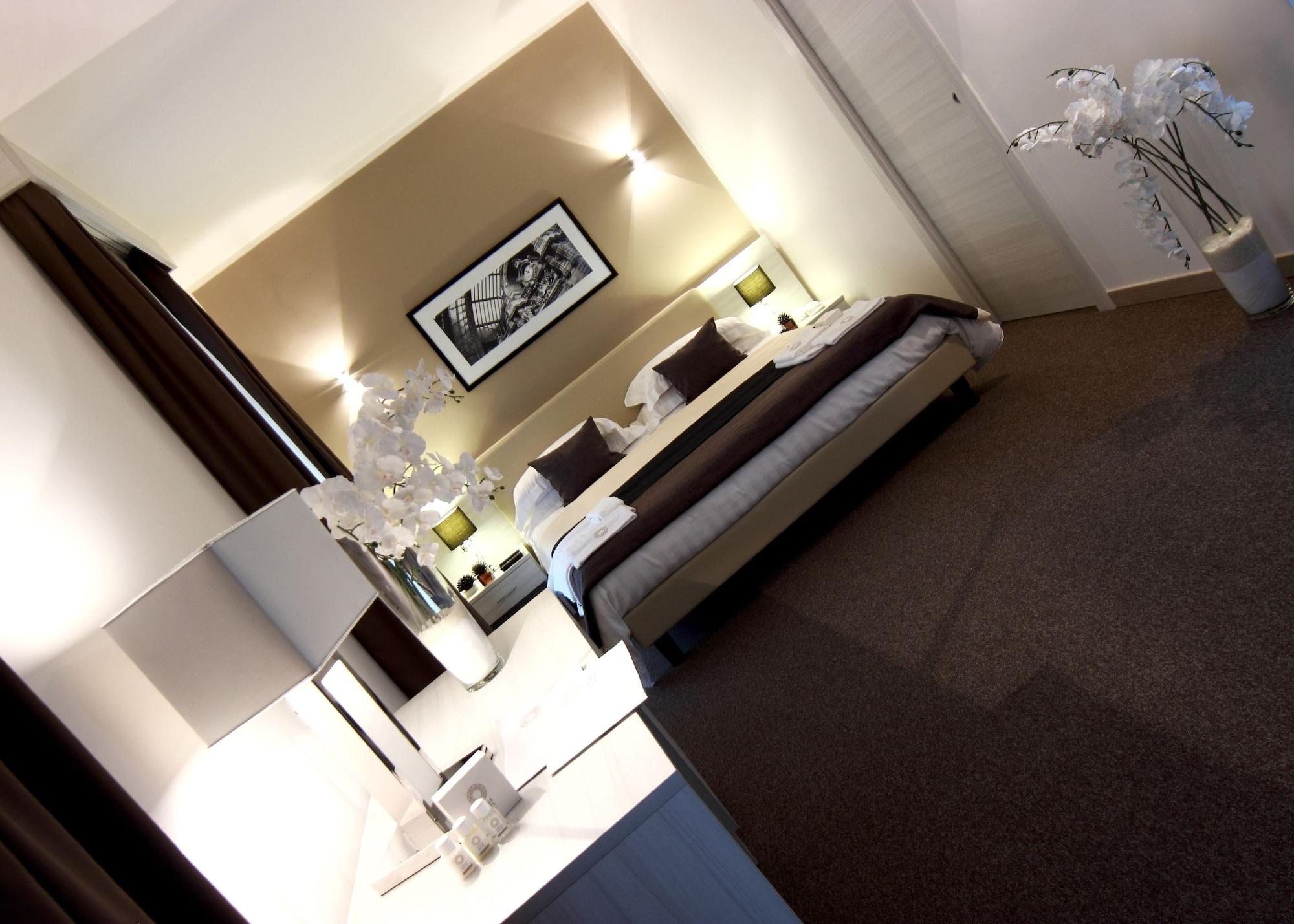 Stelle Hotel The Businest Napoli Eksteriør bilde